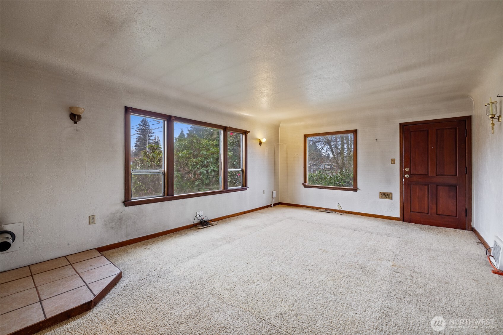 125 South 64th Street Tacoma, WA 98408 - Photo 5 of 39