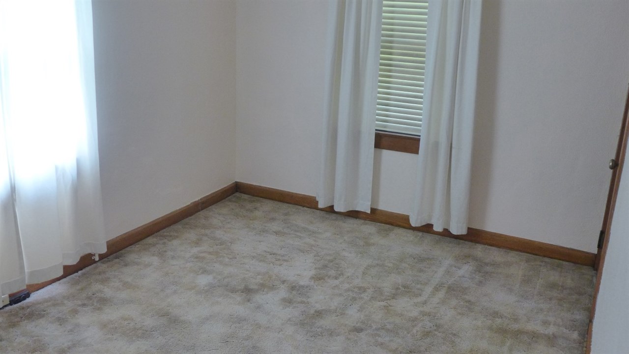 312 North Truman Road Jasper, IN 47546 - Photo 4 of 16 Gallery Image 4