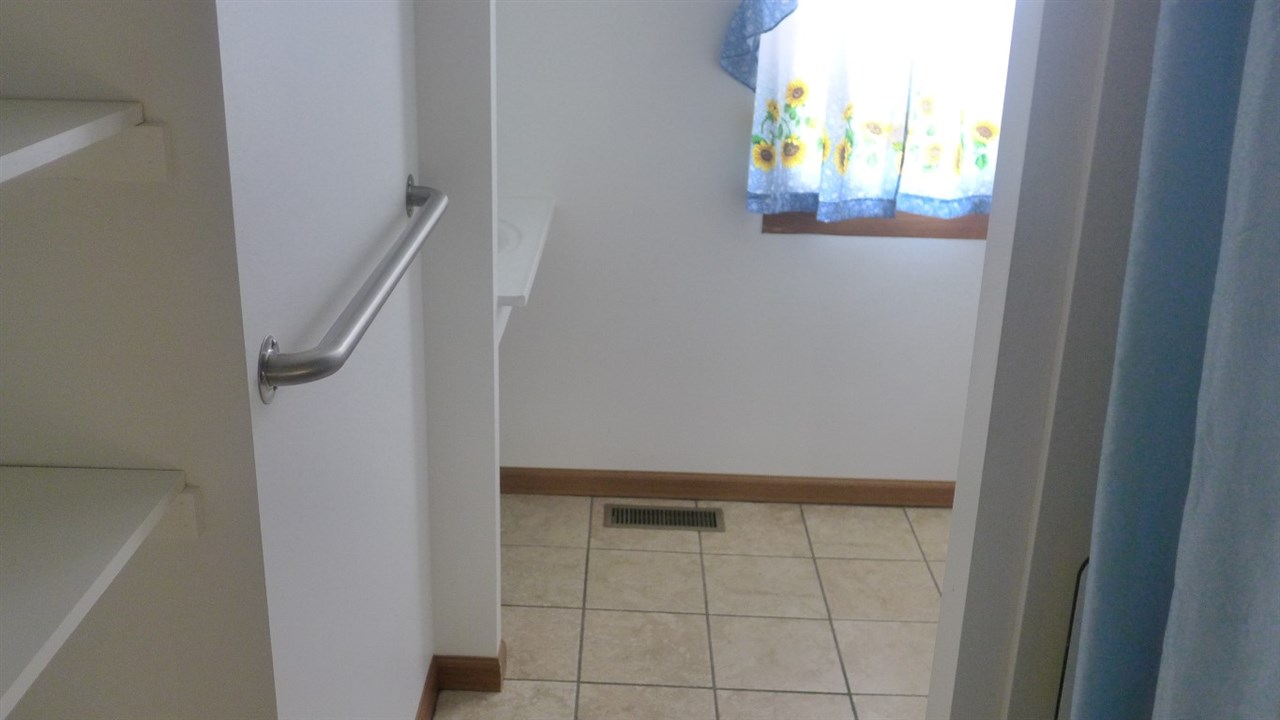 312 North Truman Road Jasper, IN 47546 - Photo 6 of 16 Gallery Image 6