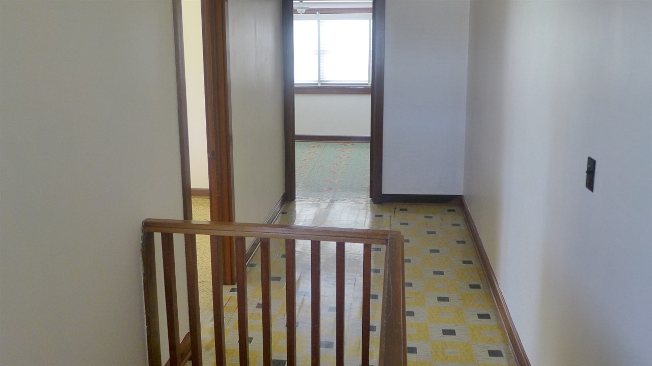 312 North Truman Road Jasper, IN 47546 - Photo 10 of 16 Gallery Image 10
