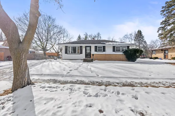 $275,000 | 8913 West Daphne Street, Milwaukee, WI 53224