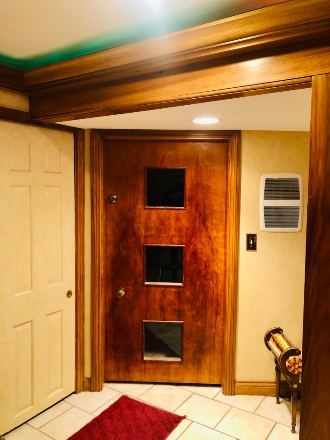 524 Roebling Road Cincinnati, OH 45238 - Photo 27 of 43