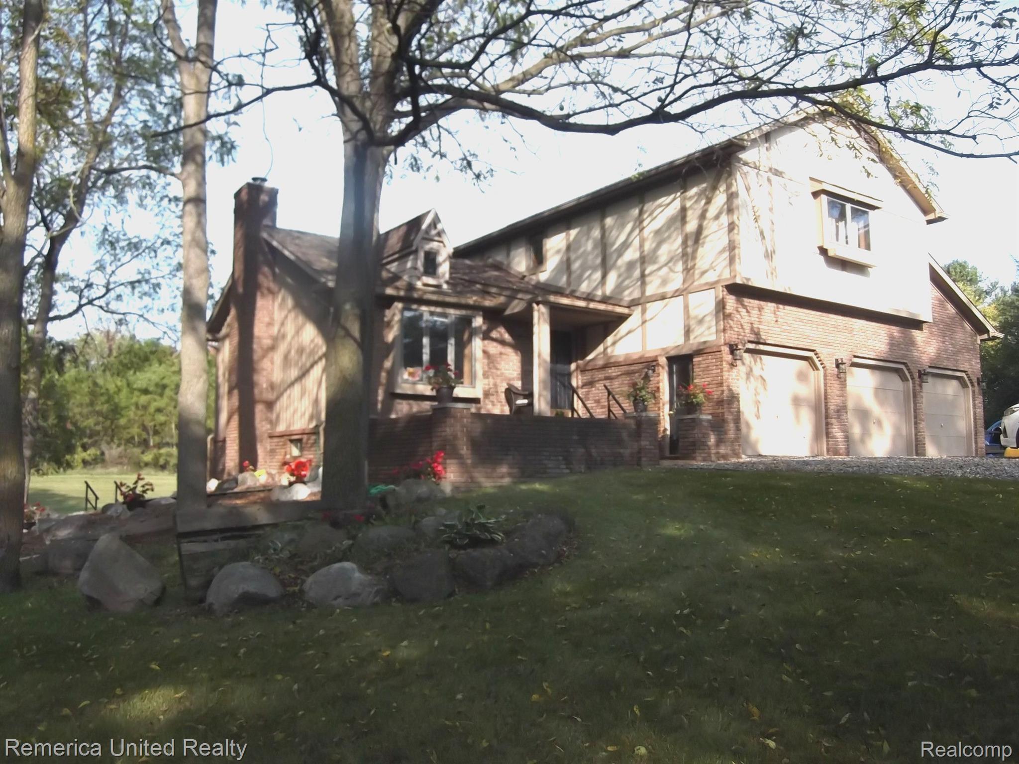 9551 Currie Road Northville, MI 48167 - Photo 1 of 24 Gallery Image 1