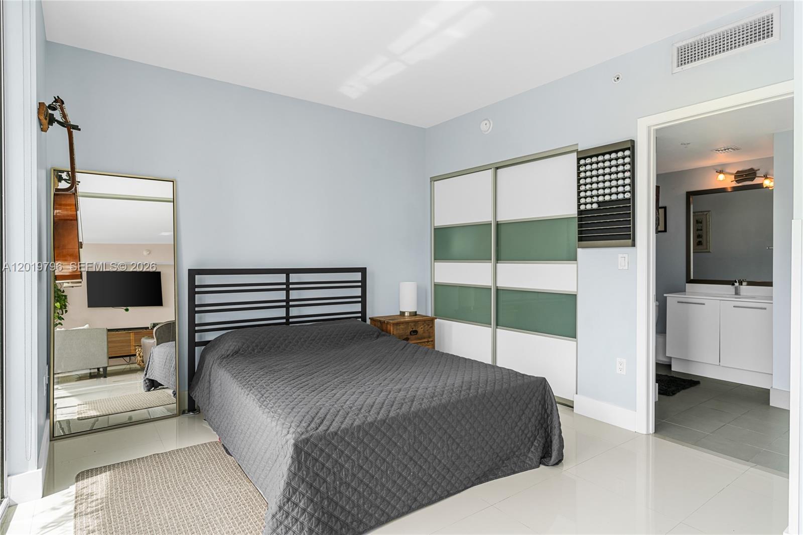92 Southwest 3rd Street, Unit 2104 Miami, FL 33130 - Photo 24 of 39