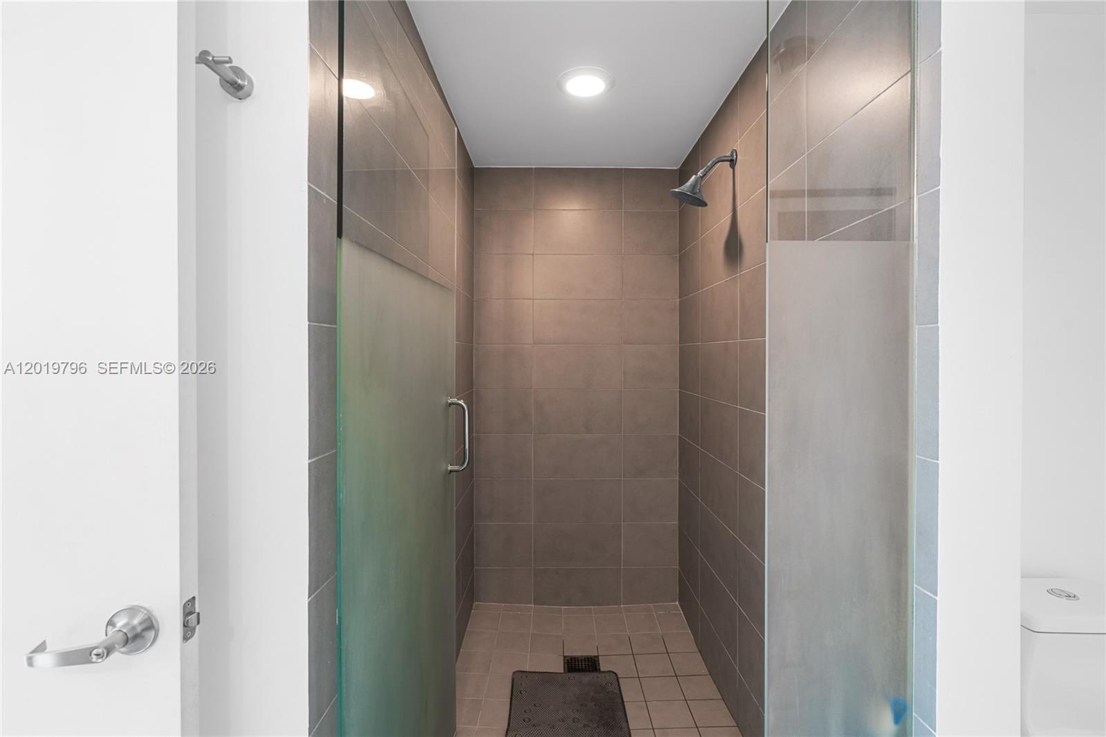 92 Southwest 3rd Street, Unit 2104 Miami, FL 33130 - Photo 29 of 39