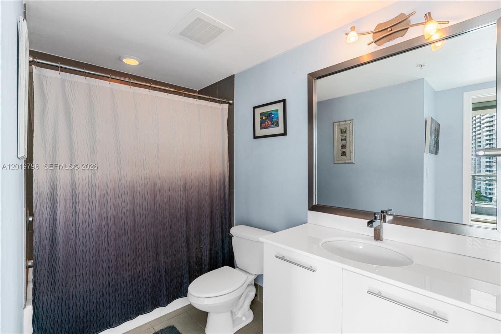92 Southwest 3rd Street, Unit 2104 Miami, FL 33130 - Photo 31 of 39