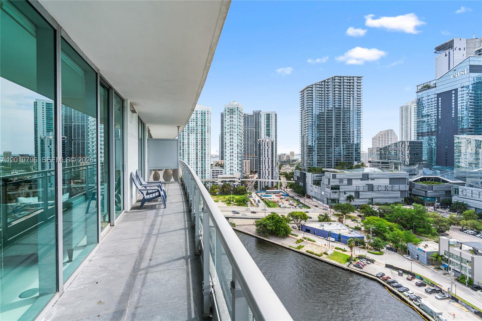 92 Southwest 3rd Street, Unit 2104 Miami, FL 33130 - Photo 33 of 39