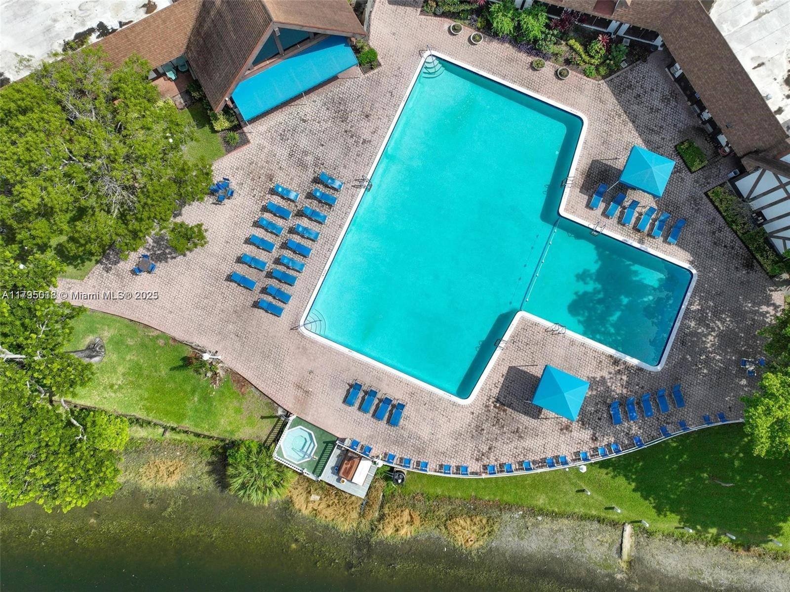 3650 Inverrary Drive, Unit 3P Lauderhill, FL 33319 - Photo 40 of 40 an aerial view of a house