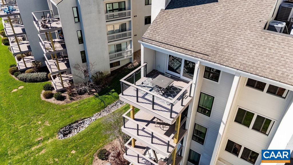 1469 The Ledges Roseland, VA 22967 - Photo 33 of 35 a view of a front of house with a yard