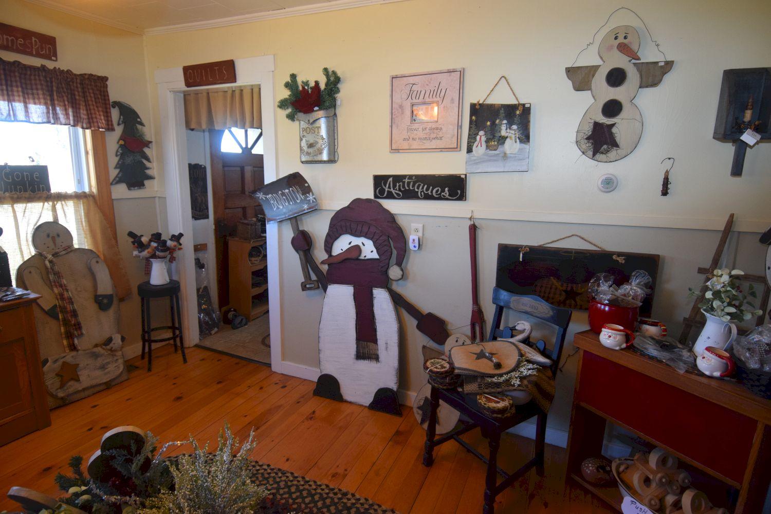24 New Portland Road North Anson, ME 04958 - Photo 17 of 38 Living room