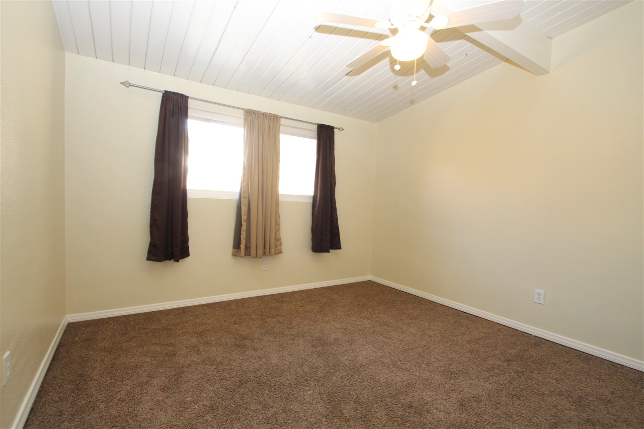 909 Felicita Avenue Spring Valley, CA 91977 - Photo 7 of 25 Gallery Image 7