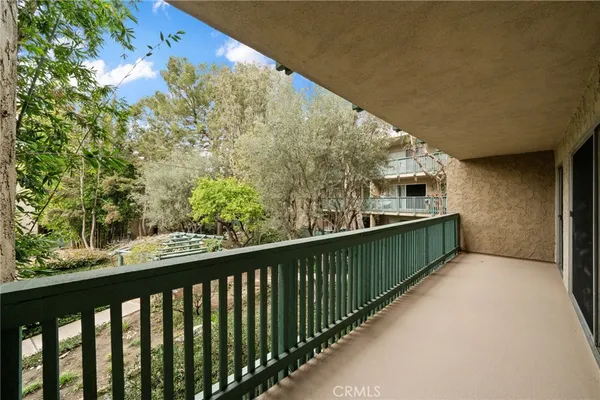 $585,000 | 576 North Bellflower Boulevard, Unit 236, Long Beach, CA 90814