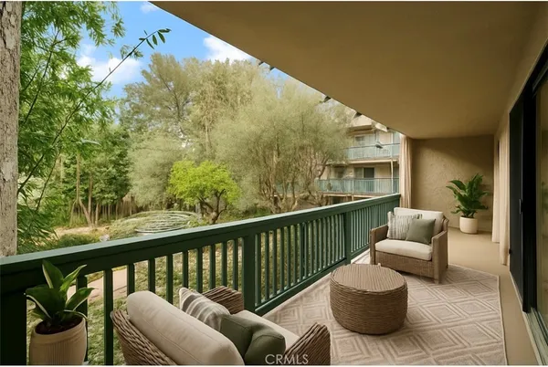 $585,000 | 576 North Bellflower Boulevard, Unit 236, Long Beach, CA 90814