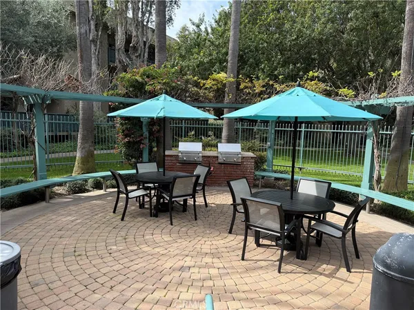 $585,000 | 576 North Bellflower Boulevard, Unit 236, Long Beach, CA 90814
