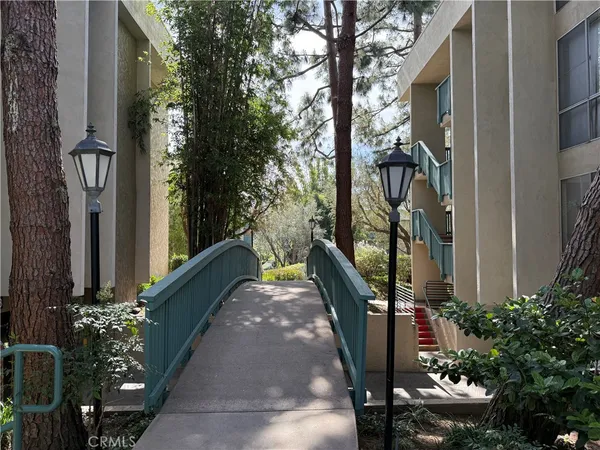 $585,000 | 576 North Bellflower Boulevard, Unit 236, Long Beach, CA 90814