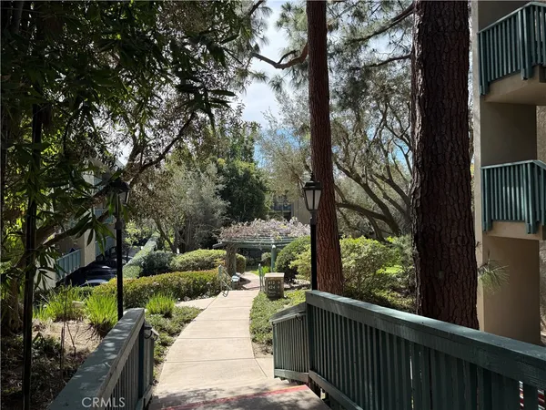 $585,000 | 576 North Bellflower Boulevard, Unit 236, Long Beach, CA 90814