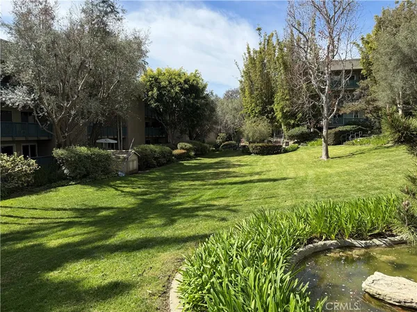 $585,000 | 576 North Bellflower Boulevard, Unit 236, Long Beach, CA 90814