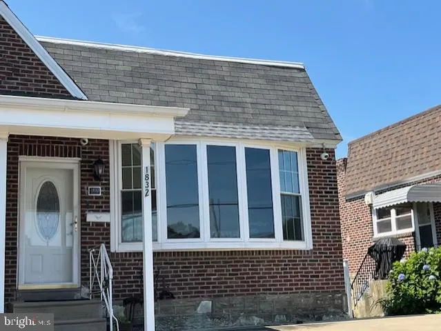 $1,800 | 1832 Mower Street, Philadelphia, PA 19152