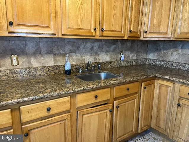 $1,800 | 1832 Mower Street, Philadelphia, PA 19152