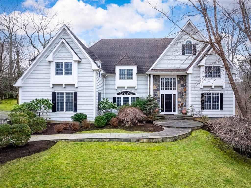 Welcome to 8 Pine Ridge Rd., Bedford