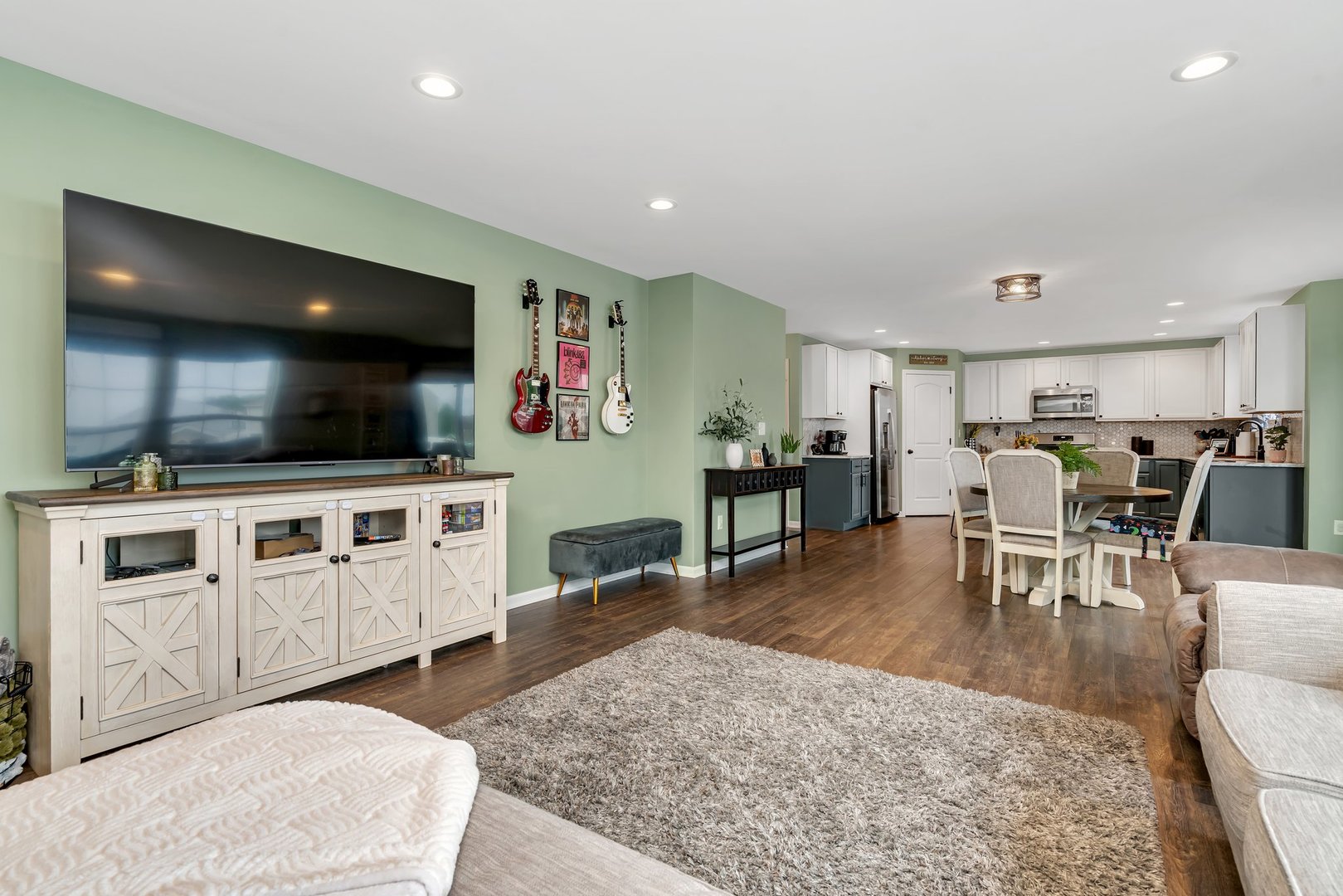 1901 Locust Road Morris, IL 60450 - Photo 2 of 30 a living room with furniture and a flat screen tv