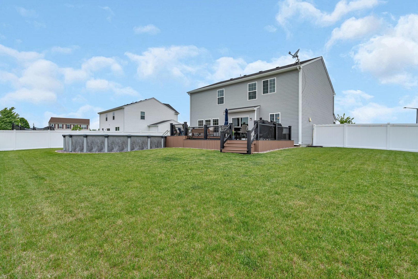 1901 Locust Road Morris, IL 60450 - Photo 28 of 30 a view of a house with a yard and sitting area