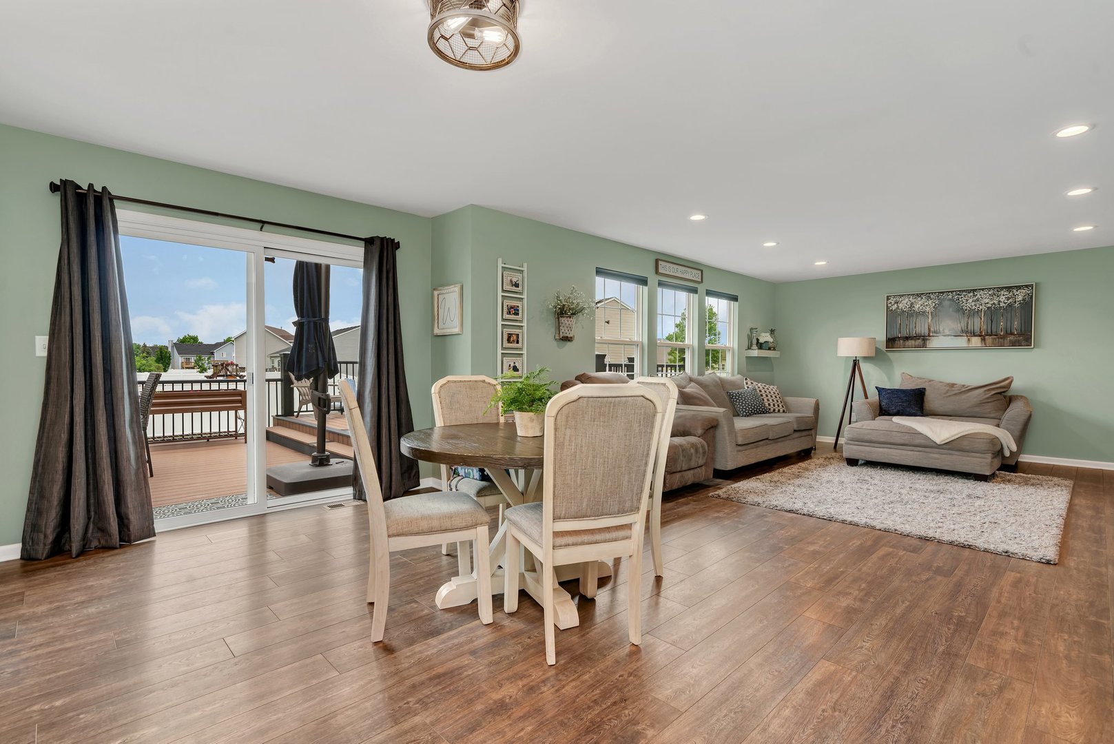 1901 Locust Road Morris, IL 60450 - Photo 5 of 30 a living room with furniture and a table