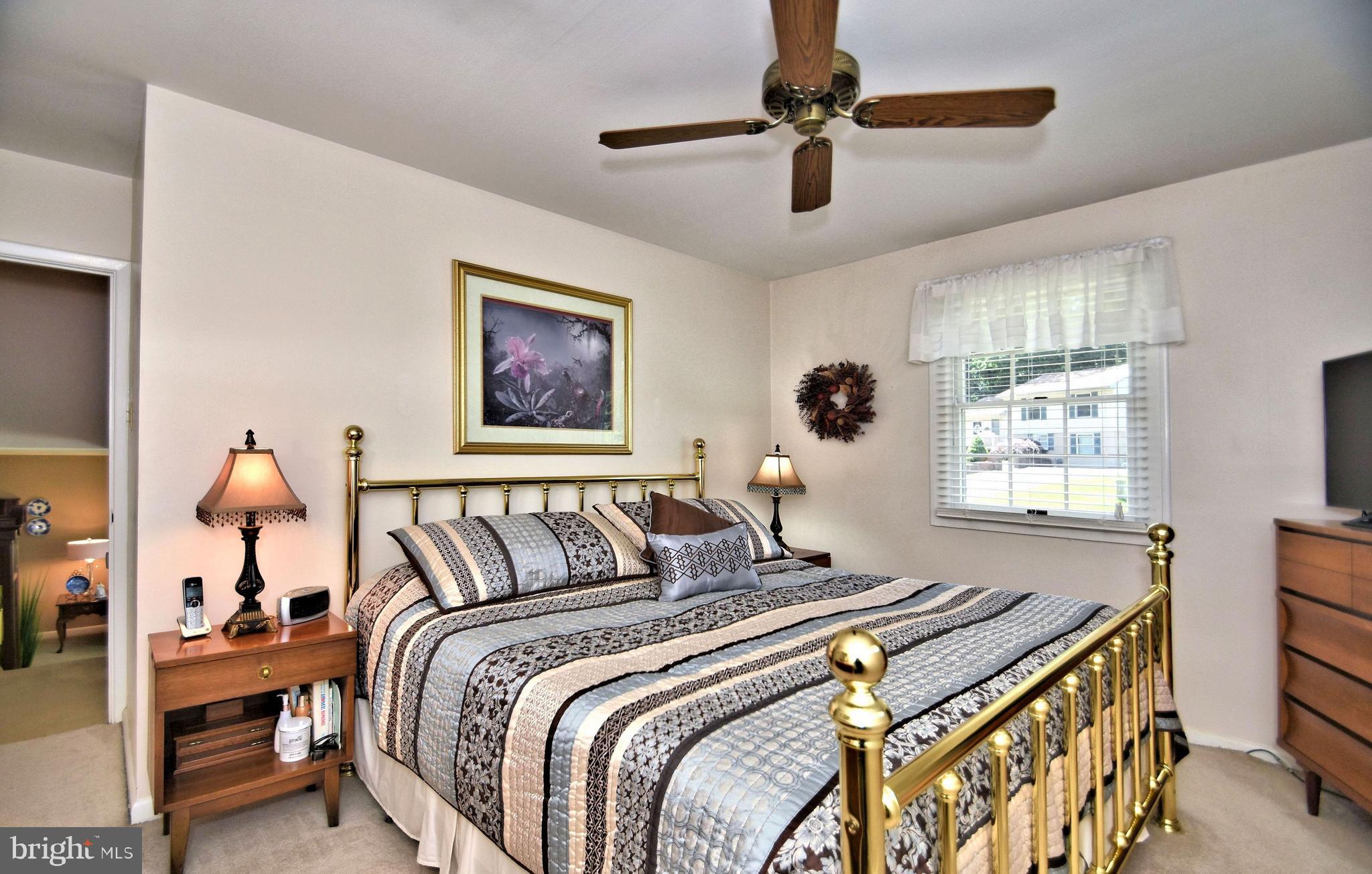 41 Russell Road Willow Grove, PA 19090 - Photo 11 of 25 Gallery Image 11