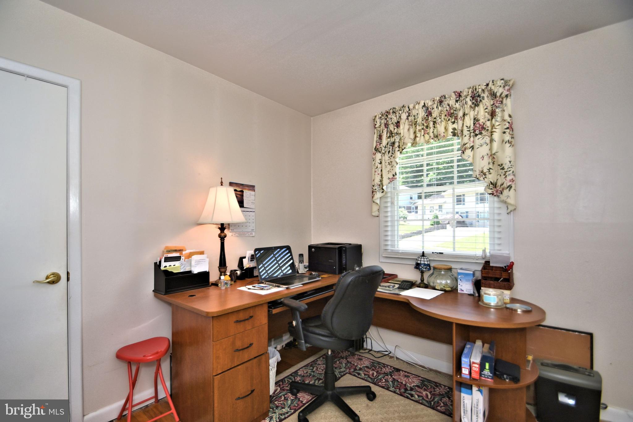 41 Russell Road Willow Grove, PA 19090 - Photo 14 of 25 Gallery Image 14