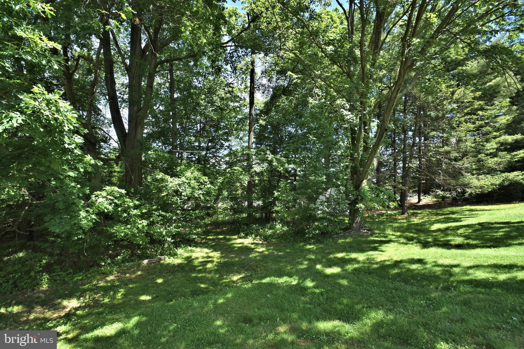 41 Russell Road Willow Grove, PA 19090 - Photo 21 of 25 Gallery Image 21