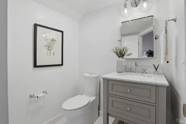 $895,000 | 1858 Lexington Street, Petaluma, CA 94954