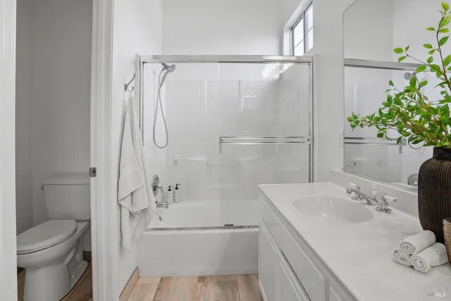 $895,000 | 1858 Lexington Street, Petaluma, CA 94954