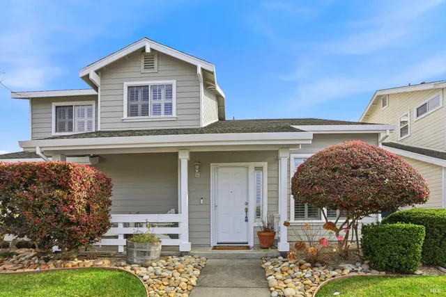 $895,000 | 1858 Lexington Street, Petaluma, CA 94954