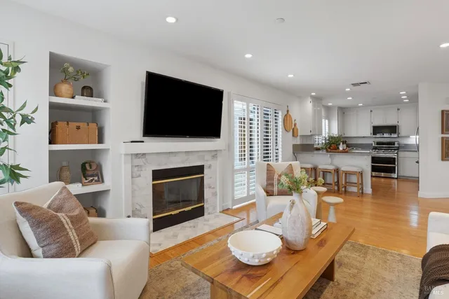 $895,000 | 1858 Lexington Street, Petaluma, CA 94954