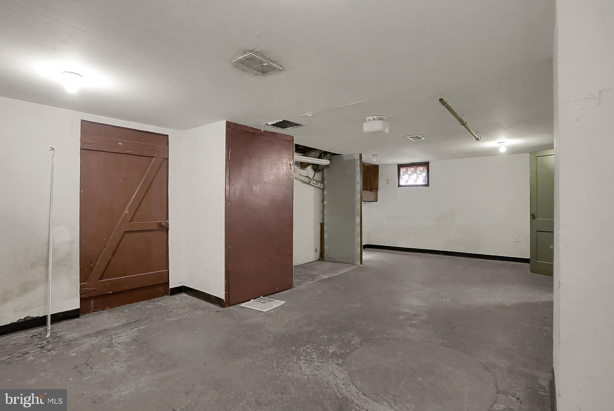 248 Silver Spring Road Mechanicsburg, PA 17050 - Photo 24 of 32 Gallery Image 24