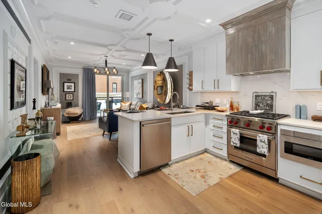 $1,250,000 | 19 Washington Street, Unit 264, Saratoga Springs, NY 12866