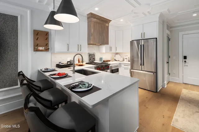 $1,250,000 | 19 Washington Street, Unit 264, Saratoga Springs, NY 12866