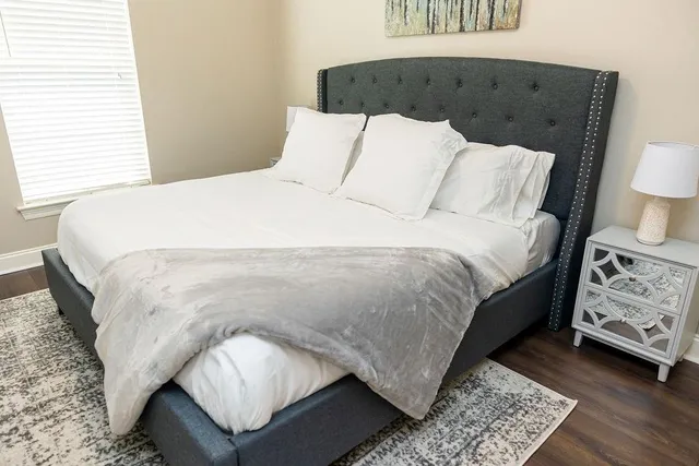 $2,300 | 7300 Burbank Drive, Baton Rouge, LA 70820