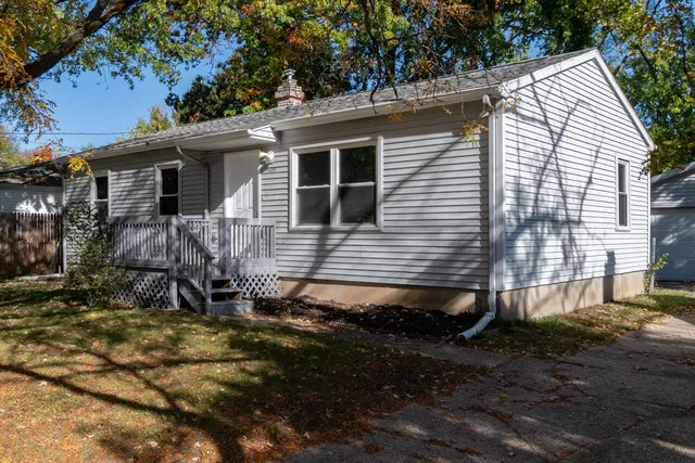$215,000 | 5609 Roanoke Street, Portage, MI 49024