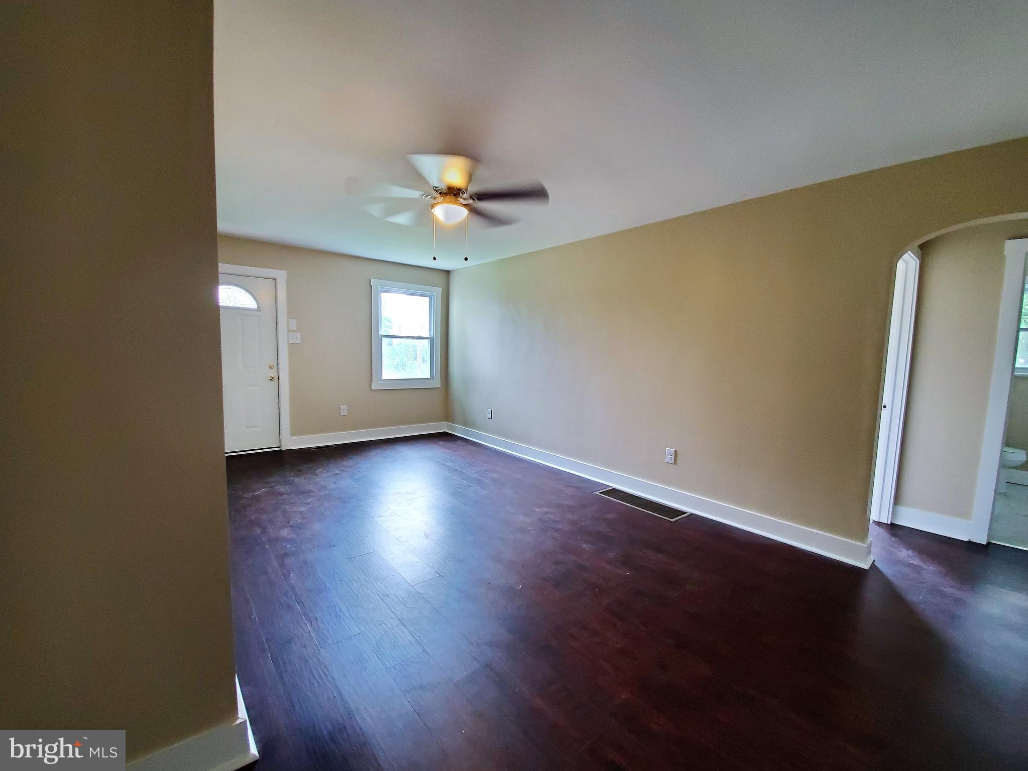 16 Wayne Road Bridgeton, NJ 08302 - Photo 4 of 37 Ceiling Fan