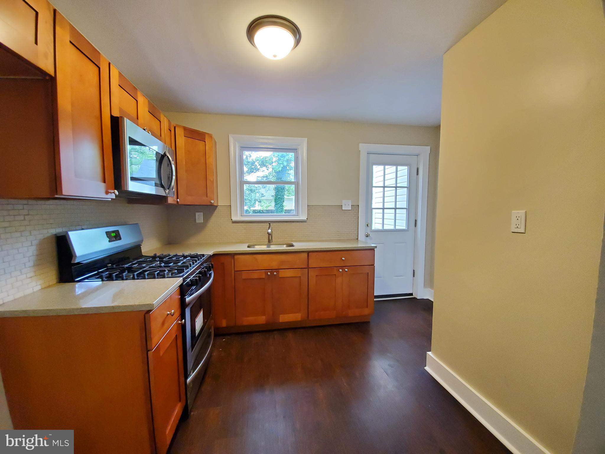 16 Wayne Road Bridgeton, NJ 08302 - Photo 7 of 37 Kitchen