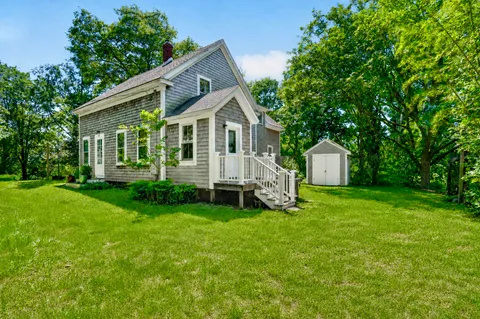 $1,790,000 | 41 Cook Road, Vineyard Haven, MA 02568
