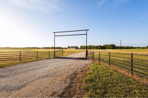 4251 Refuge Road Sherman, TX 75092 - Photo 37 of 40 a view of a yard with an ocean