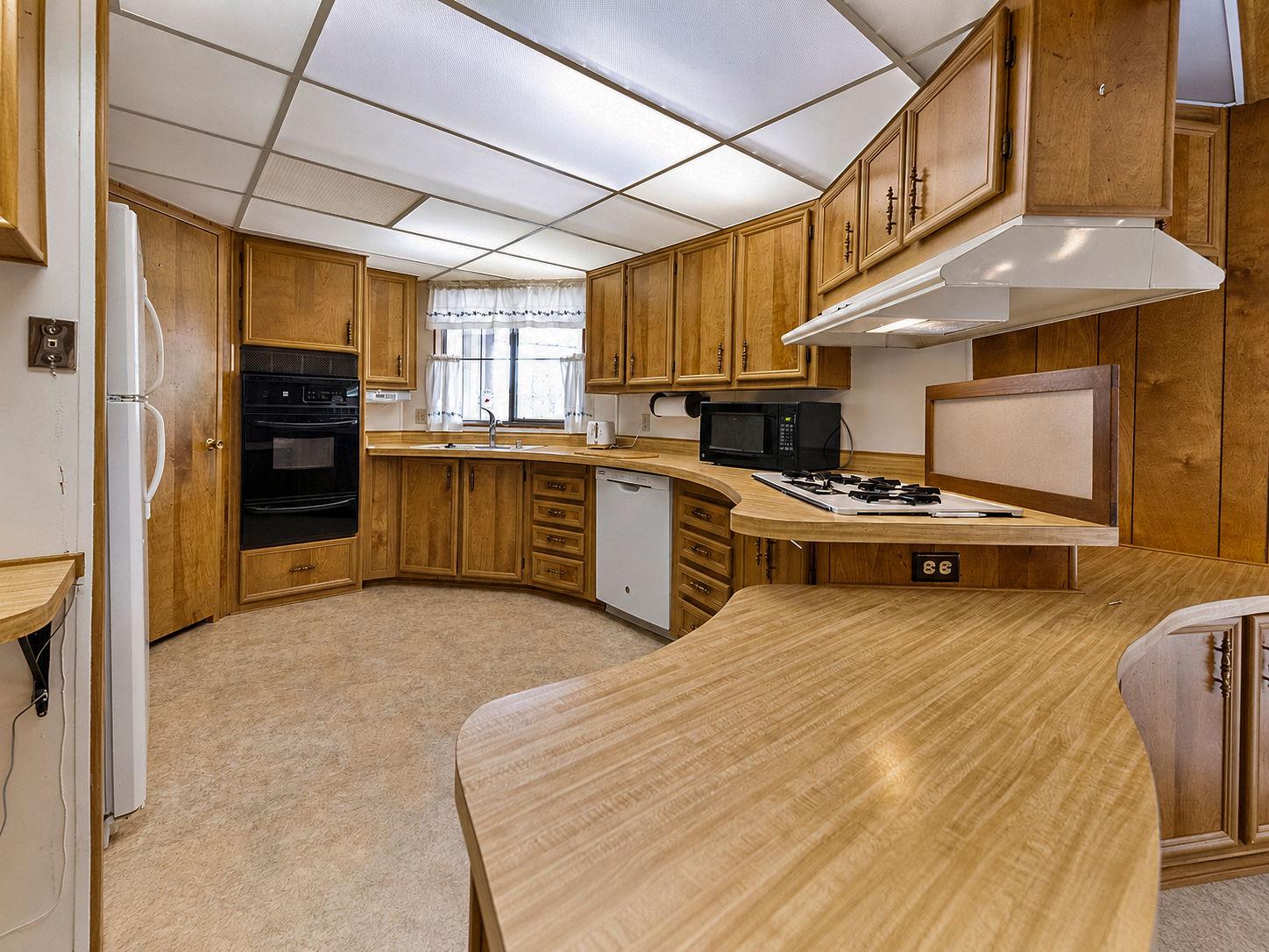 14074 Irish Town Road, Unit 28 Pine Grove, CA 95665 - Photo 8 of 45
