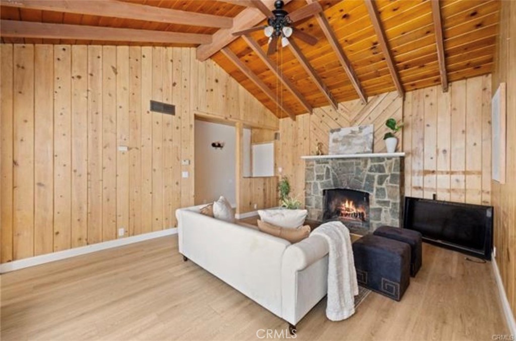 13429 Rancherias Road Apple Valley, CA 92308 - Photo 6 of 27