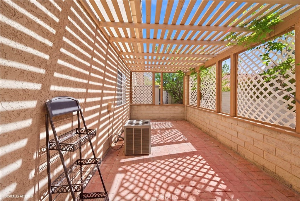 19670 Tonkawan Road Apple Valley, CA 92307 - Photo 54 of 70 Another Arizona Room with Lattice- Could be a Gym or Yoga Area