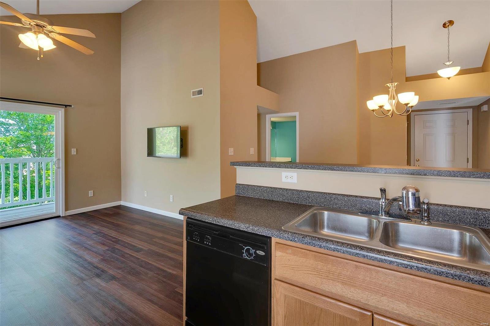 9719 Crayford Road, Unit 2F Affton, MO 63123 - Photo 15 of 27