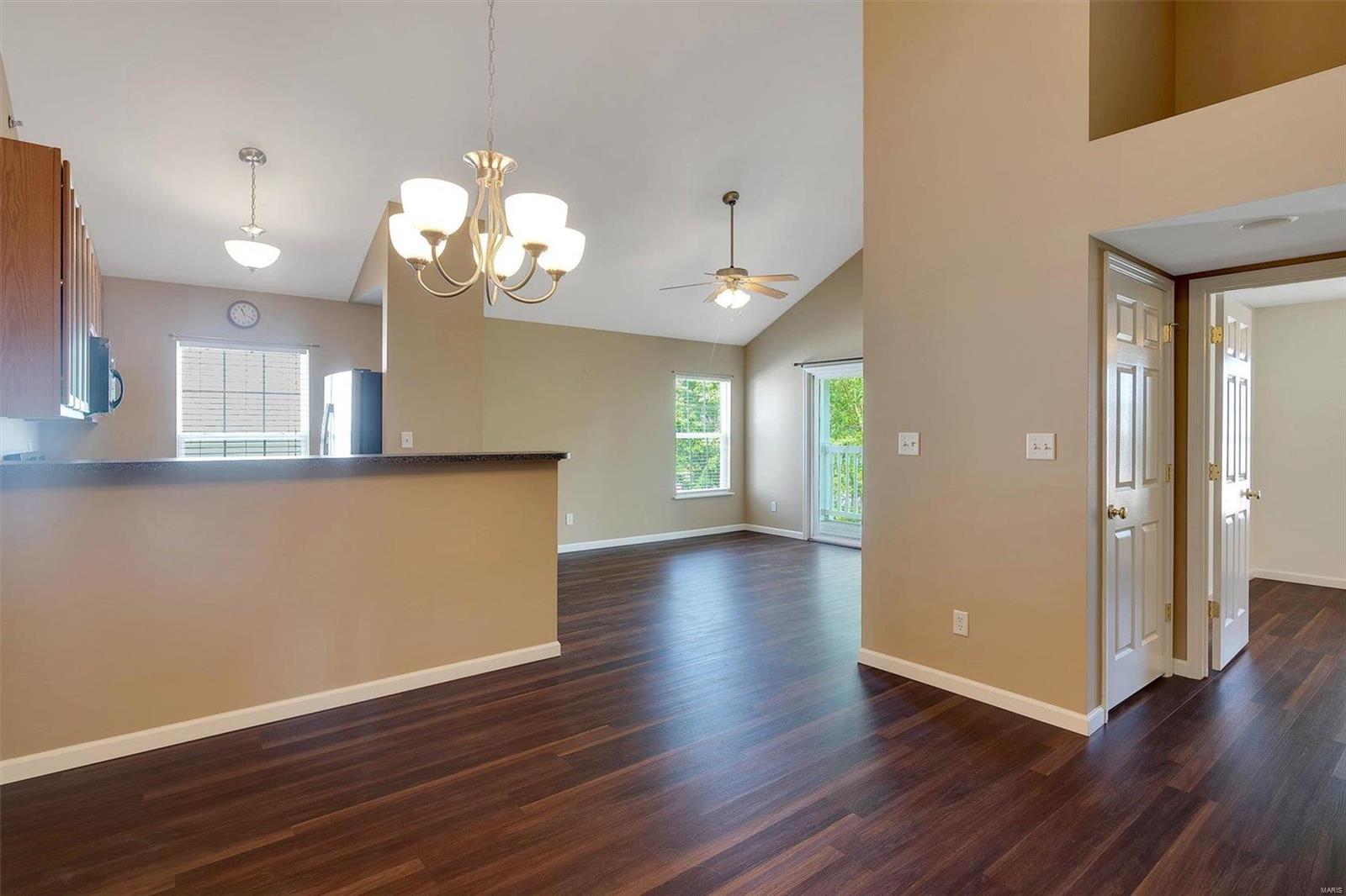 9719 Crayford Road, Unit 2F Affton, MO 63123 - Photo 7 of 27
