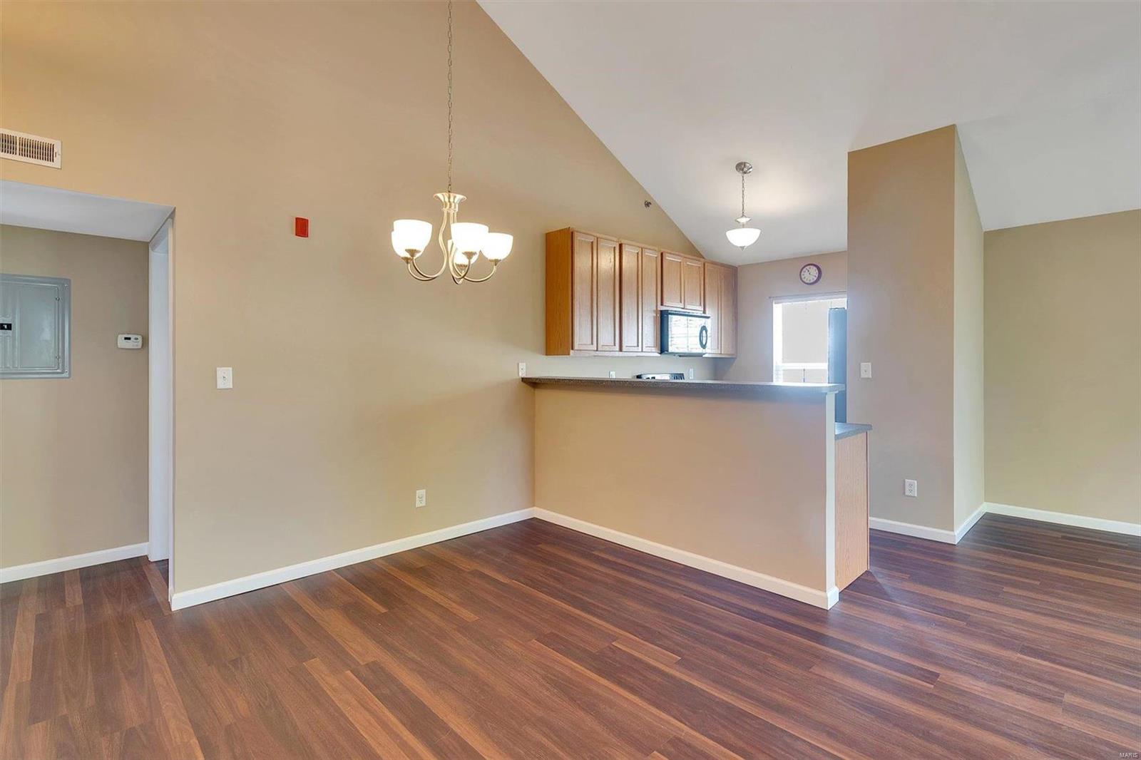 9719 Crayford Road, Unit 2F Affton, MO 63123 - Photo 9 of 27