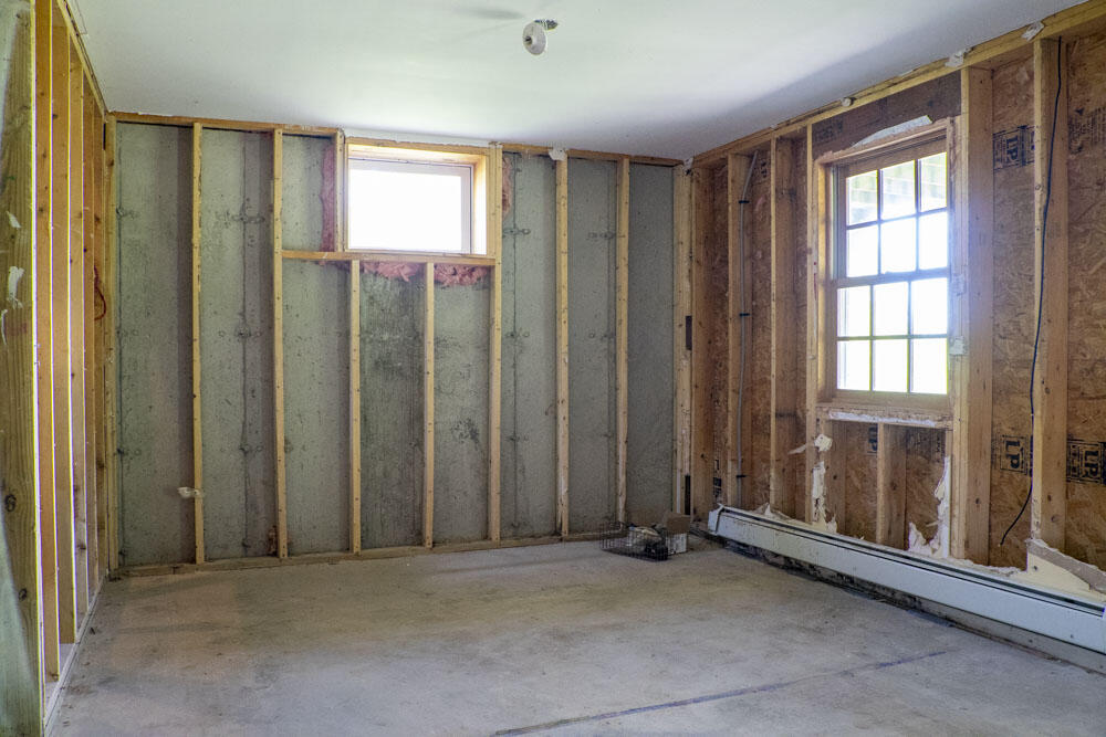 586 Reservoir Road Peru, NY 12972 - Photo 21 of 28 Gallery Image 21
